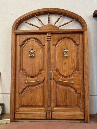 Puerta de entrada madera
