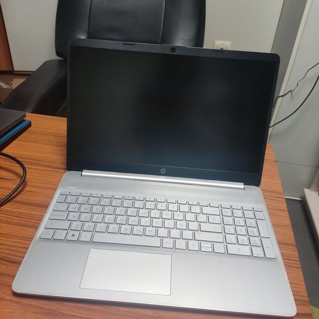 Portátil HP I5, DDR4, 16Gb RAM - ¡Como nuevo!
