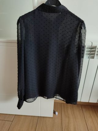 Blusa negra de vestir