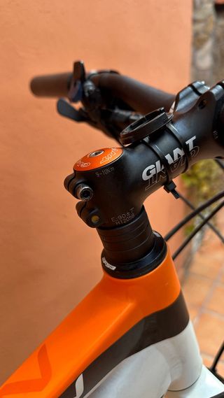 Bicicleta MTB GIANT Talon 26