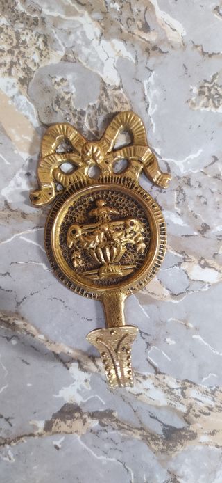 Aplique cortina dorado 
