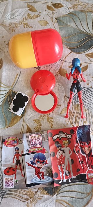 Miraculous Ladybug Kinder Sorpresa 2025