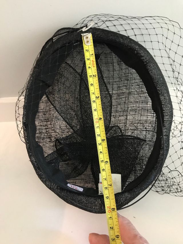 Tocado negro p/ bodas y eventos