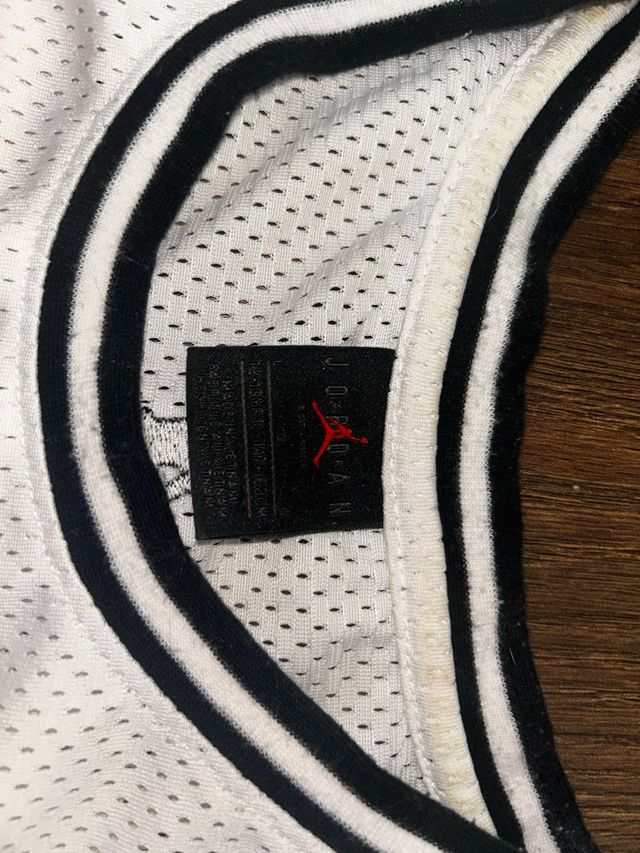 camiseta blanca de baloncesto jordan 