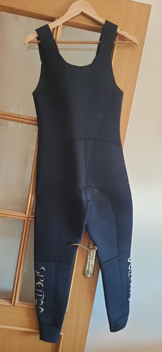 TRAJE BUCEAR SPETTON
Completo