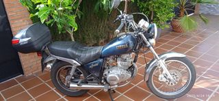 Yamaha SR 250cc: Moto clásica.