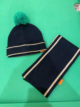 Cappello e sciarpa 