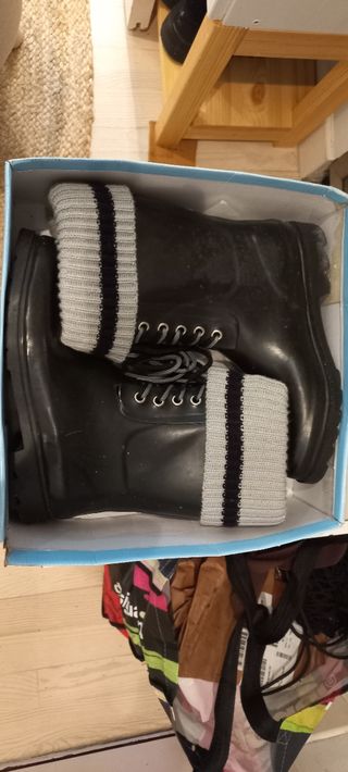Botas lluvia negras talla 39