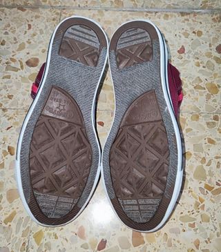 Converse Chuck Taylor granates T-37