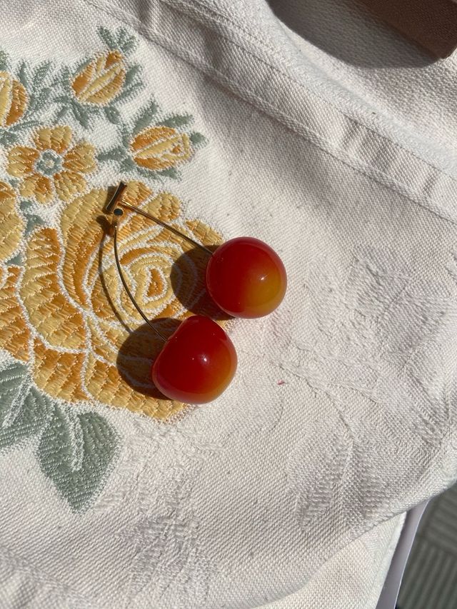 Pendientes cereza
