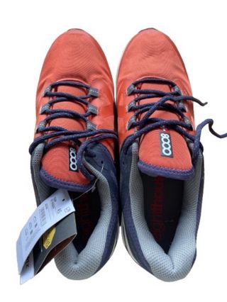 Zapatillas 8000 rojas y azules