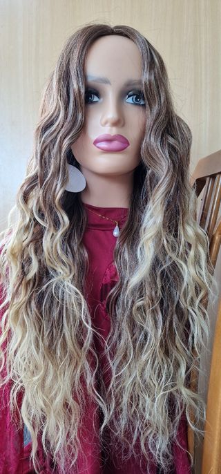 Peluca larga rizada 