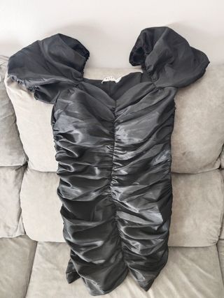 Vestido negro NA-KD talla 36