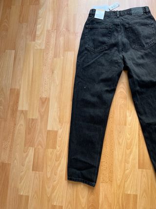 Vaqueros negros Pull and Bear nuevos con etiqueta