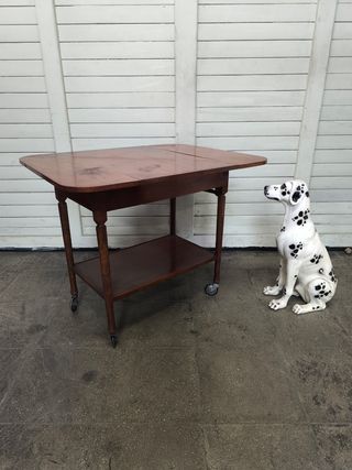 Mesa camarera extensible