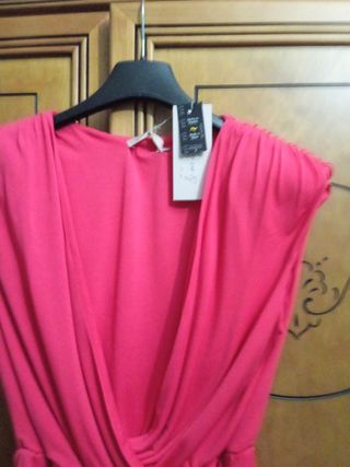 Blusa rosa sin mangas,sin estrenar 