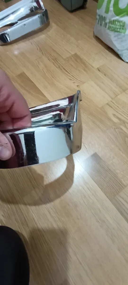 Seat 1500 Bifaro-Cerquillo cromado derecho