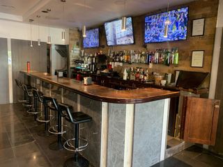 Bar-Cafetería en venta