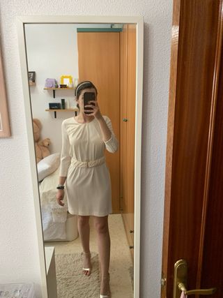 Vestido beige de Sfera para eventos