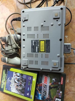 PlayStation 1 Sony originale e due cd