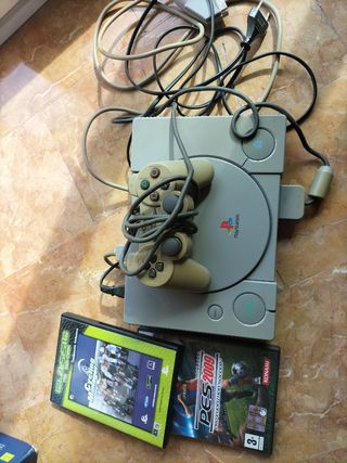 PlayStation 1 Sony originale e due cd