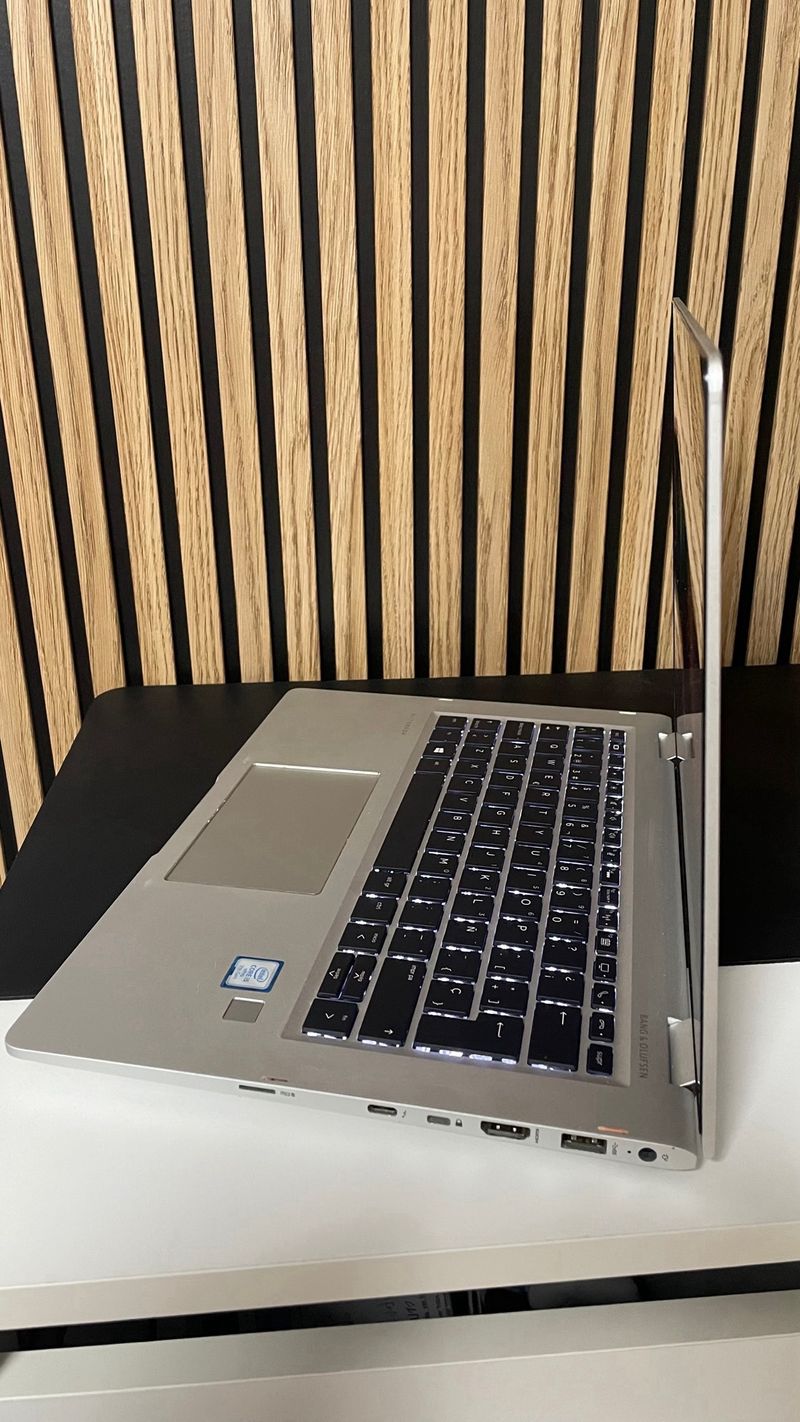 HP Elitebook Tactil 1TB/16RAM/i5 Win11 Mas Office afbeelding 4