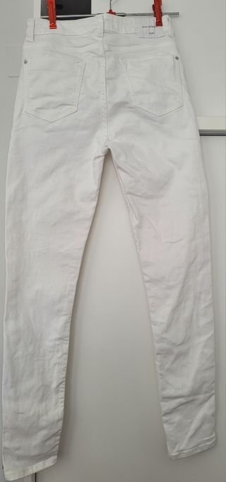 Vaqueros Zara blancos -talla 36
