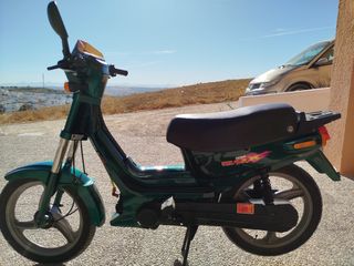 SE VENDE DERBI VARIAN BOX 