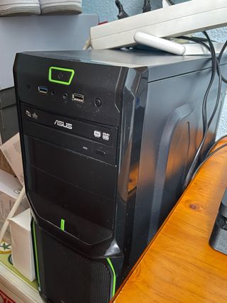 Torre ASUS Gaming
