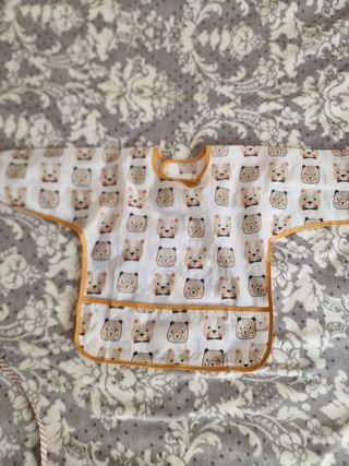 3 Baberos manga larga bebé