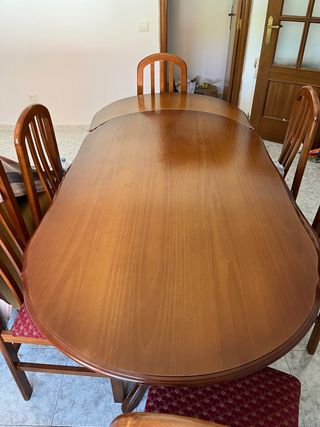 Mesa madera comedor y seis sillas