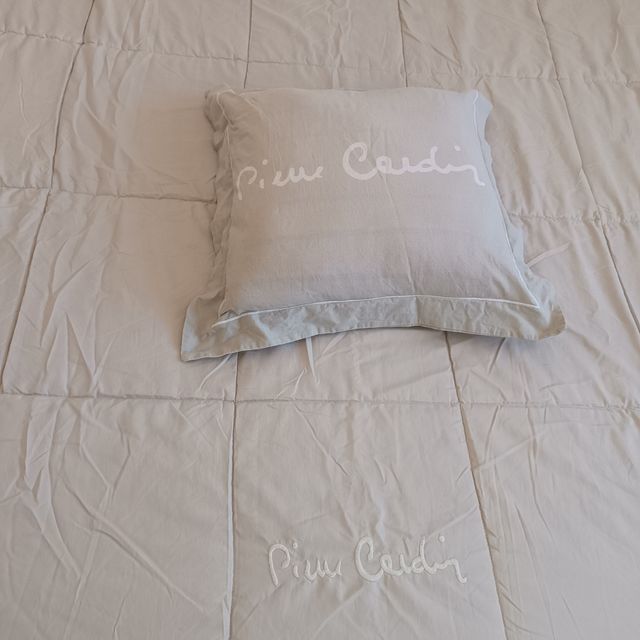 Colcha Pierre Cardin beige 90cm