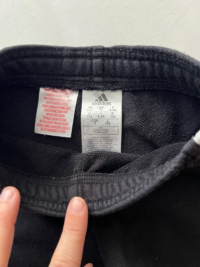 Short Adidas niño 4-5 años