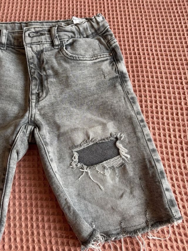 Vaquero corto niño Zara