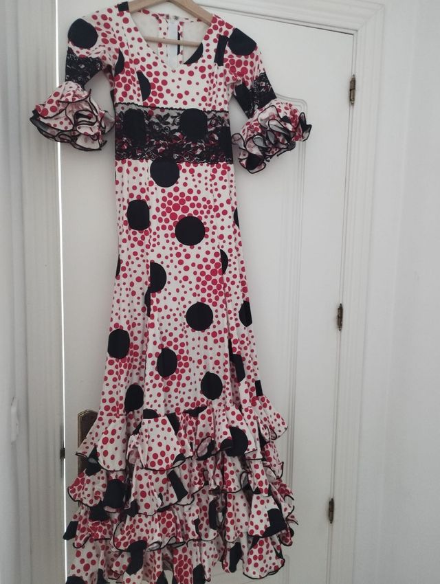 Vestido flamenca, feria abril. Niña 11-12-13 años