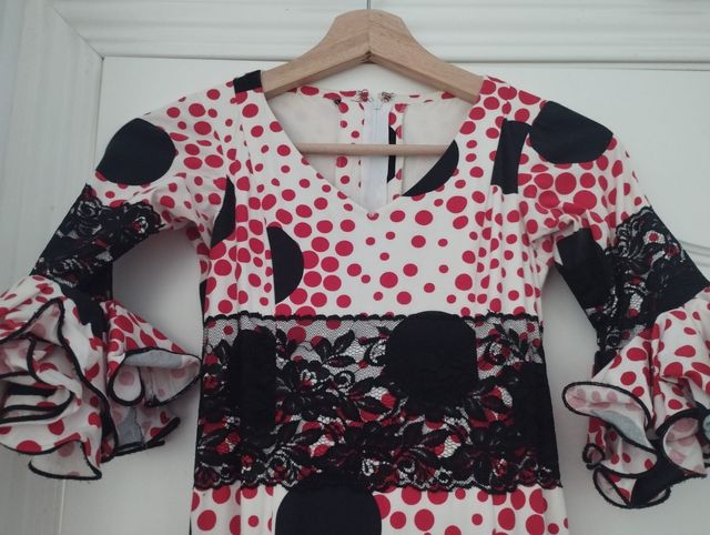 Vestido flamenca, feria abril. Niña 11-12-13 años