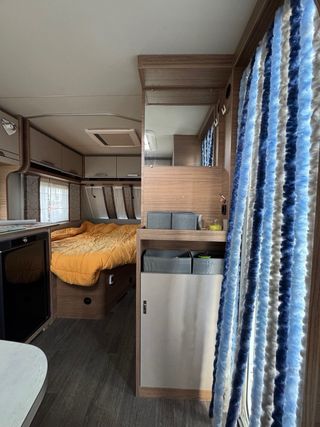 Caravana knaus sport 450 Sport Epower