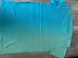 Camiseta Hollister turquesa