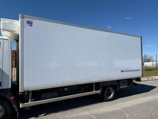 Iveco Eurocargo 100E18 Refrigerado - 2012