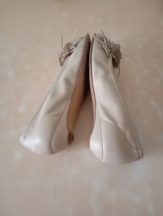 Manoletinas beige SANSE