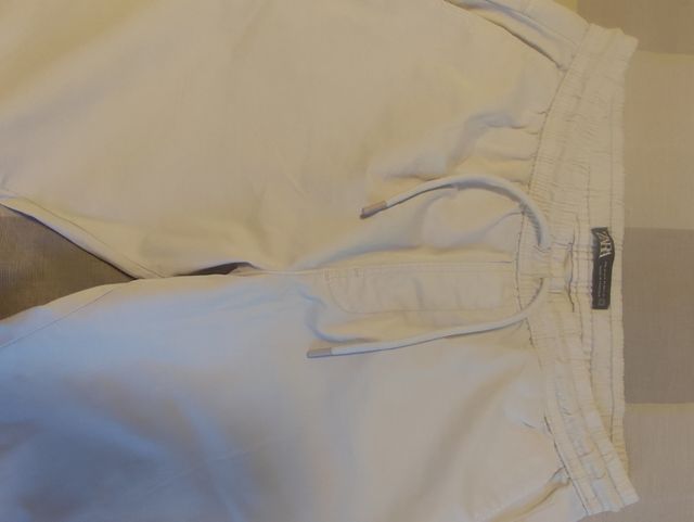 Pantalón JoggersZara hombre