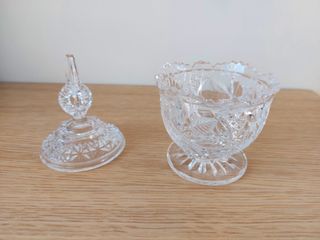 Joyero de cristal con tapa