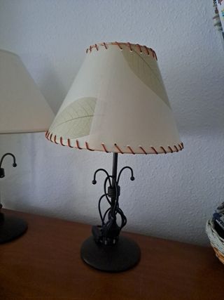 2 Lámparas de mesilla