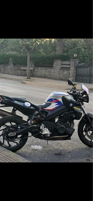 BMW F800R - Moto en perfecto estado