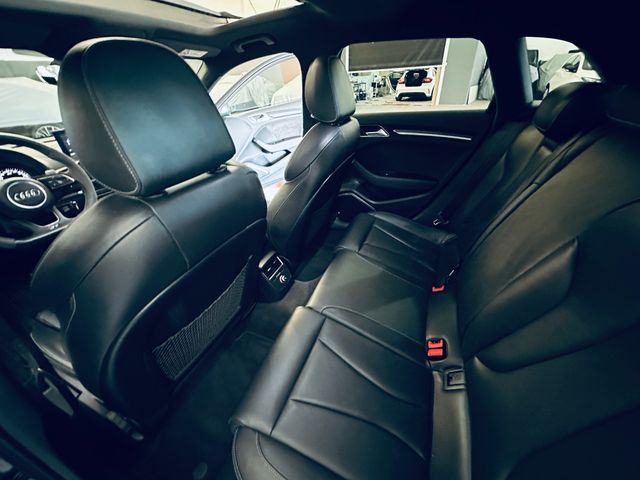 Audi RS3 2019