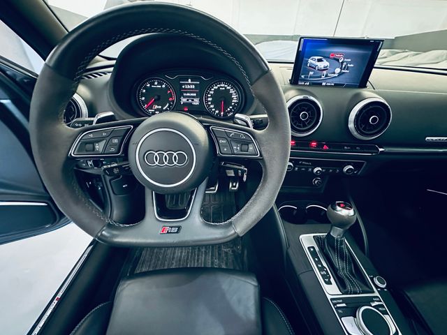 Audi RS3 2019
