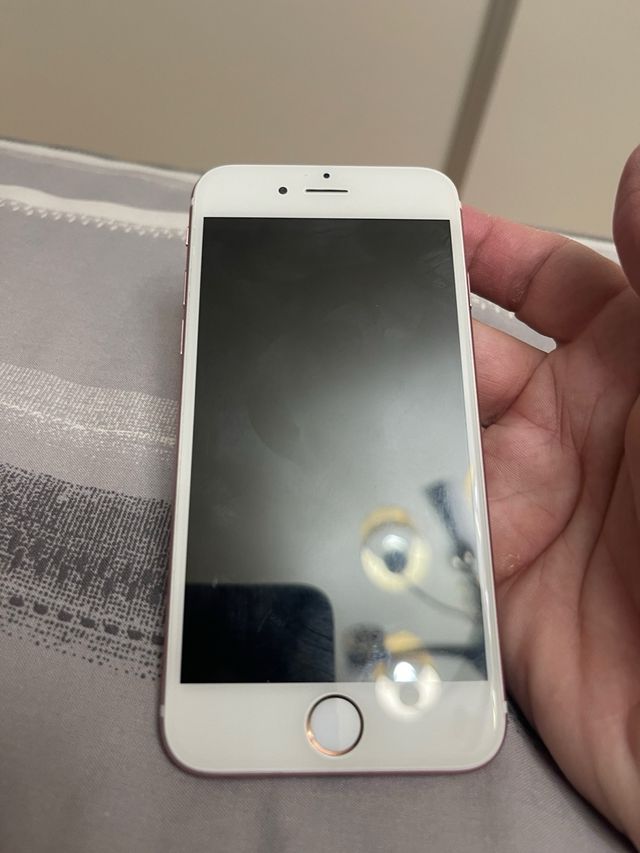 !! OFFERTA!! Iphone 6S per parti o riparazioni