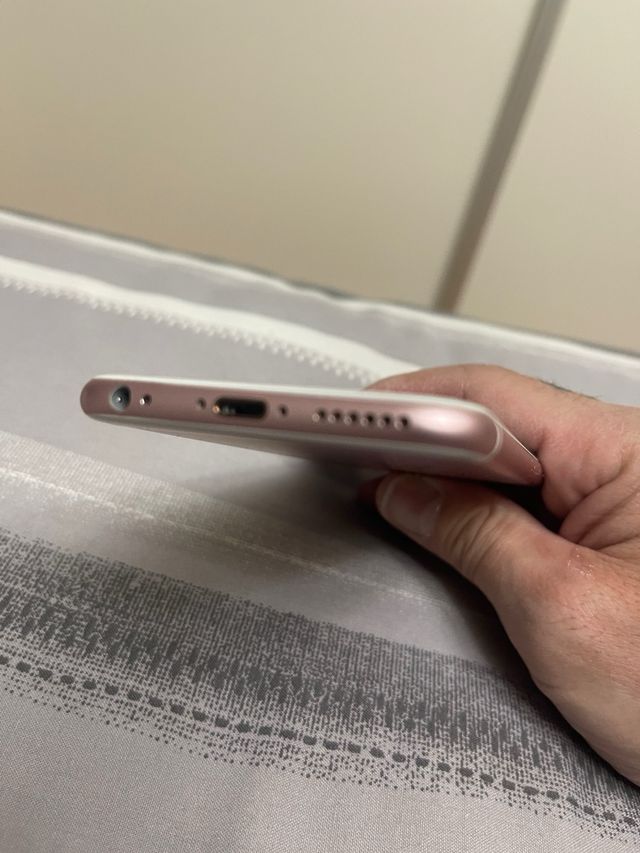 !! OFFERTA!! Iphone 6S per parti o riparazioni