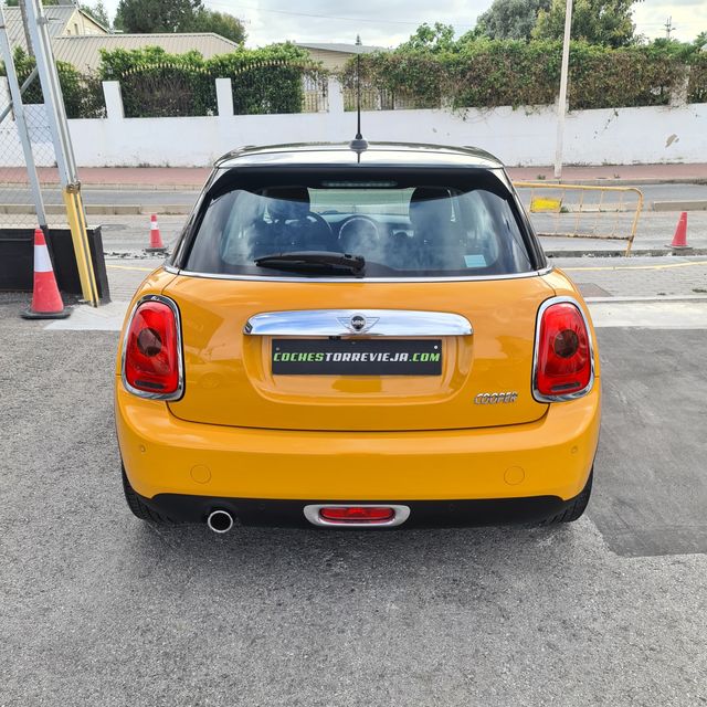 Mini Cooper 5 puertas 1.5i AUTOMÁTICO