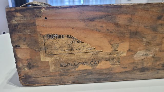 Rara scatola in legno per esplosivi dell'esercito